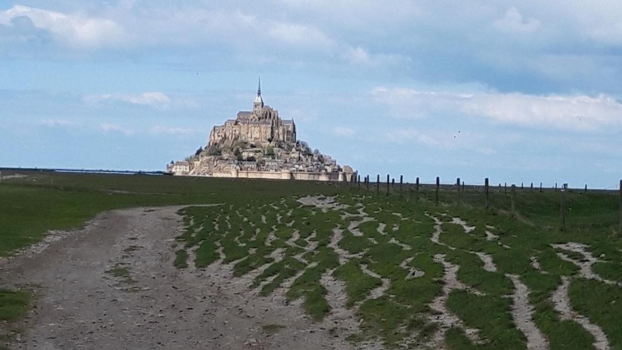 Le Petit Bois Normand - Chambre D'Hote Bed & Breakfast Champ-du-Boult Luaran gambar